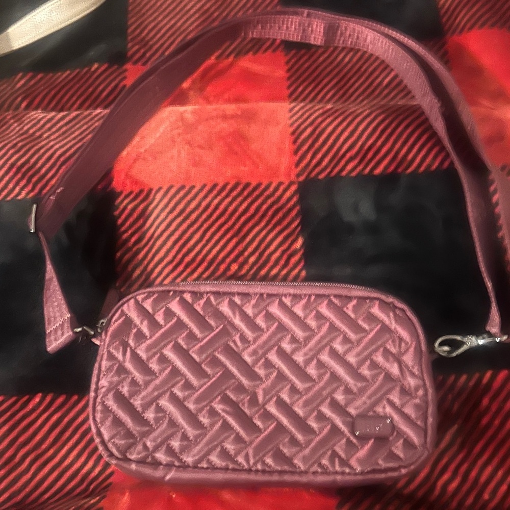 NWOT Coupe XL Convertible Crossbody Bag
